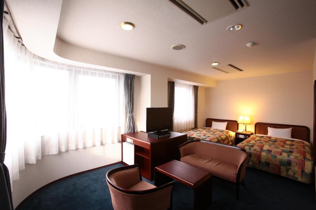 Hotel Ermou Regency Numazu Esterno foto